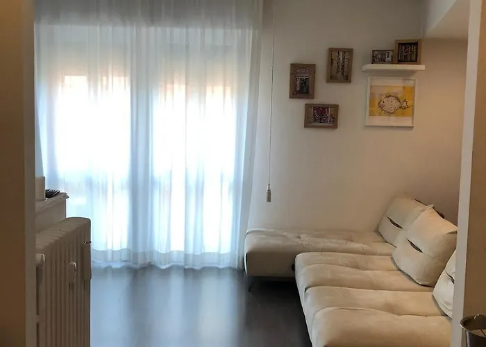 아파트 Cozy And Deluxe Minutes From Downtown