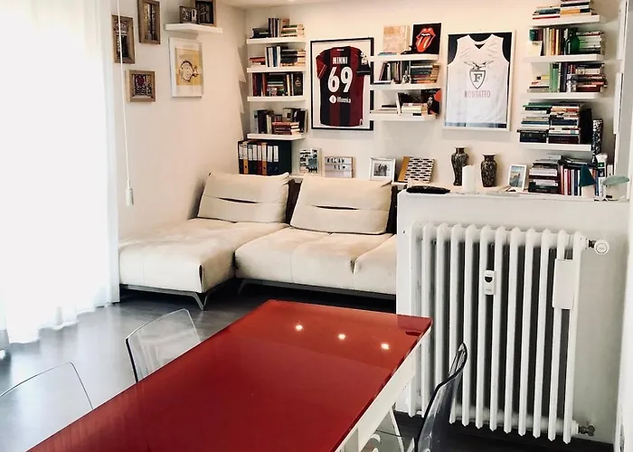 Cozy And Deluxe Minutes From Downtown 볼로냐