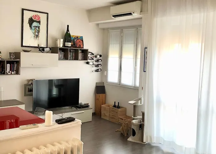 Cozy And Deluxe Minutes From Downtown 아파트 볼로냐